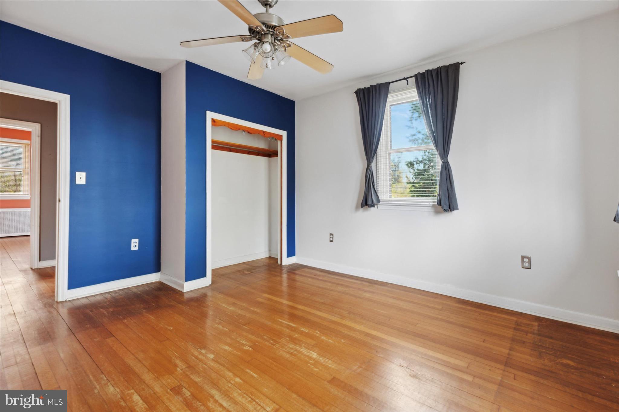 619 Old Elm St