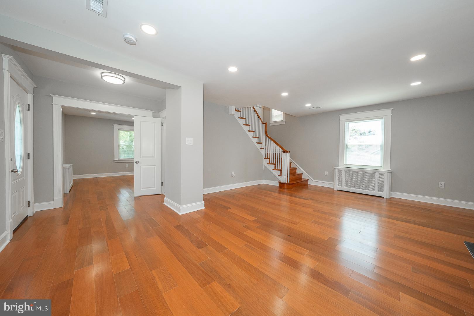556 SHOEMAKER RD