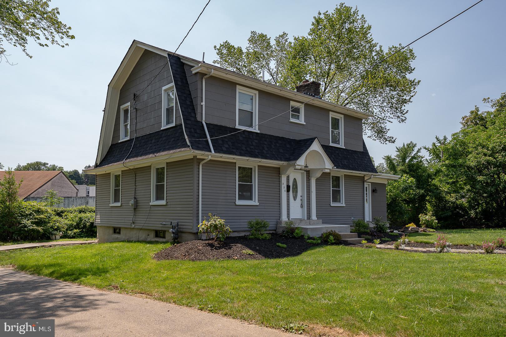 556 SHOEMAKER RD