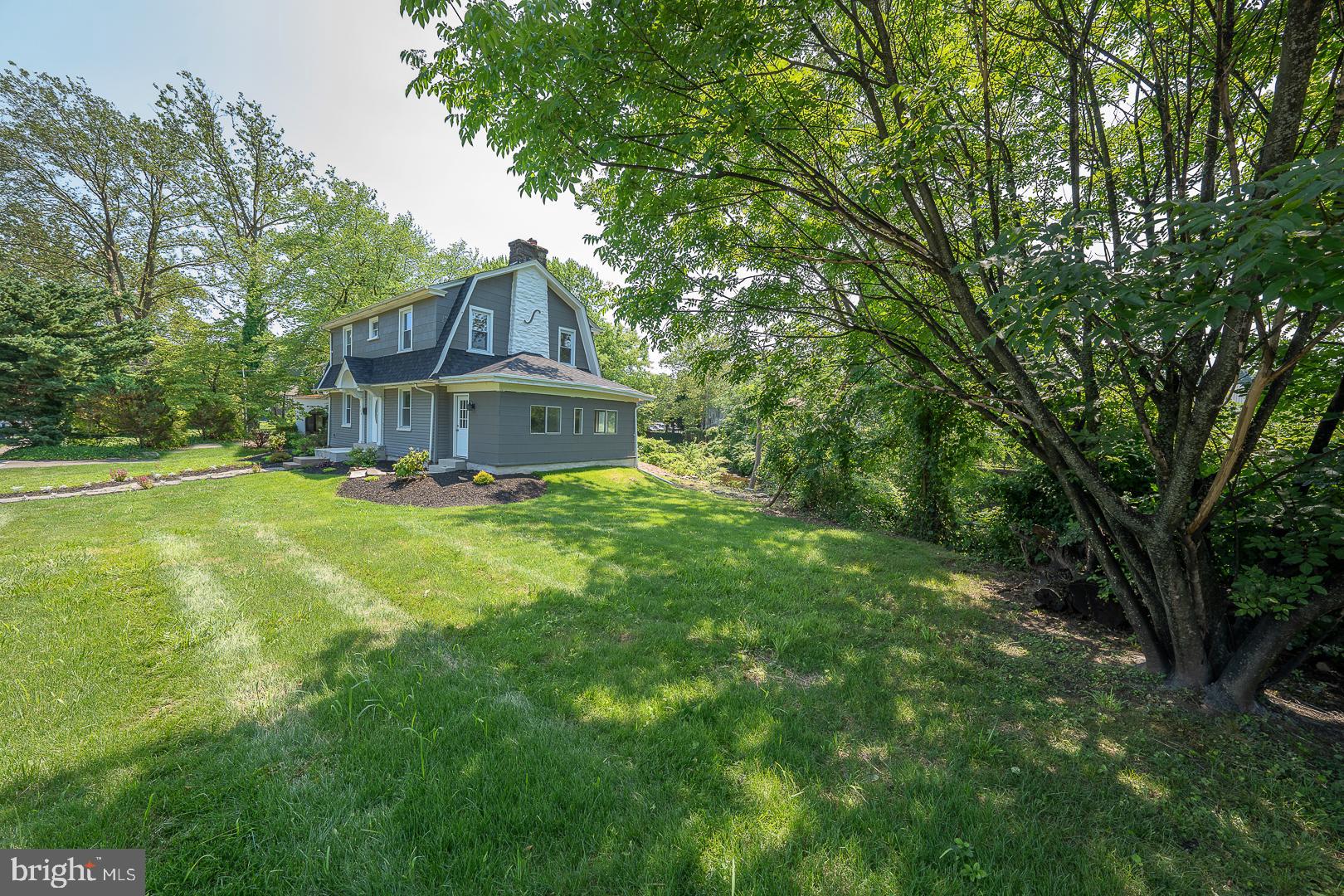 556 SHOEMAKER RD