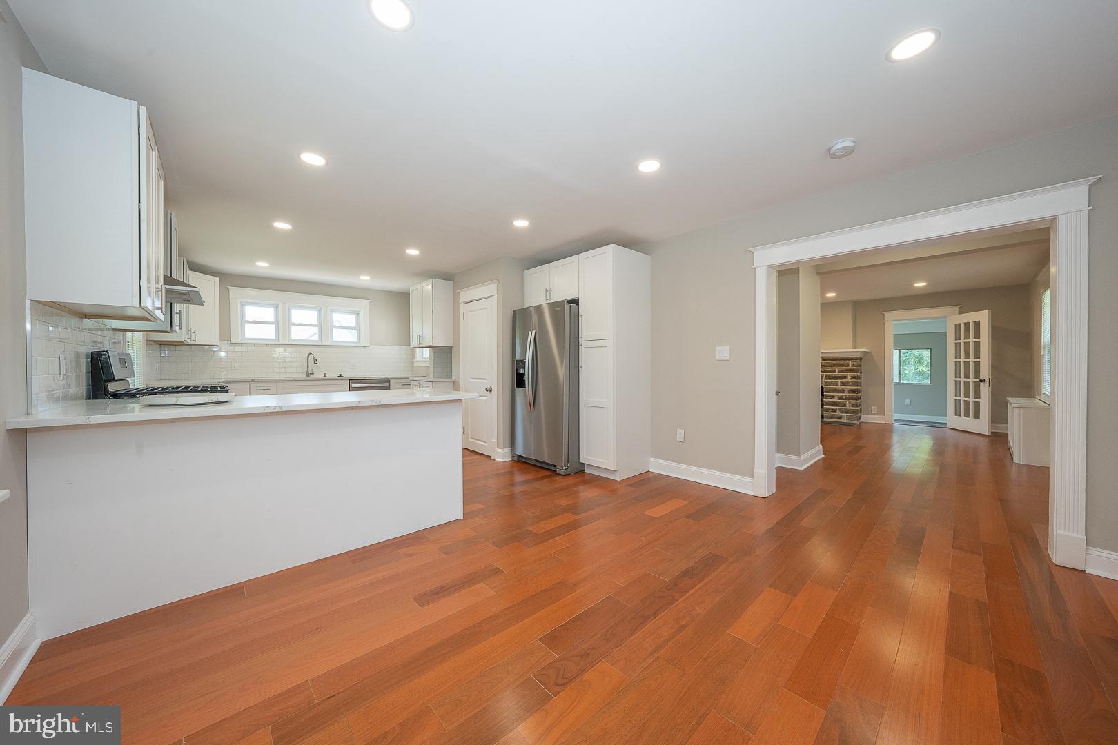 556 SHOEMAKER RD