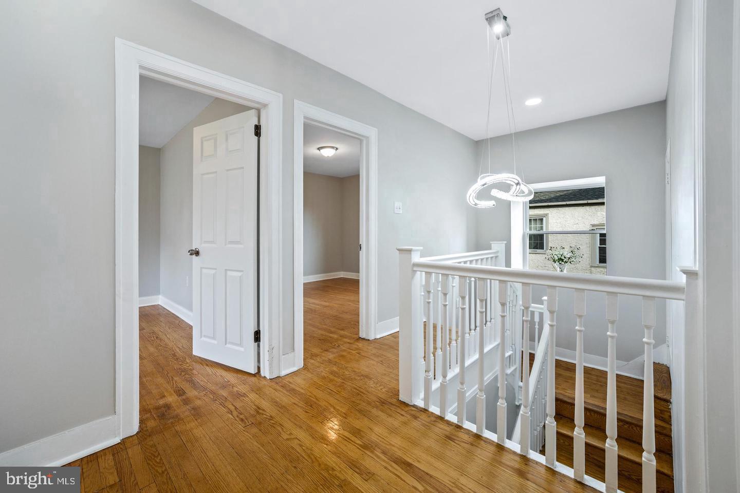 541 E CHURCH