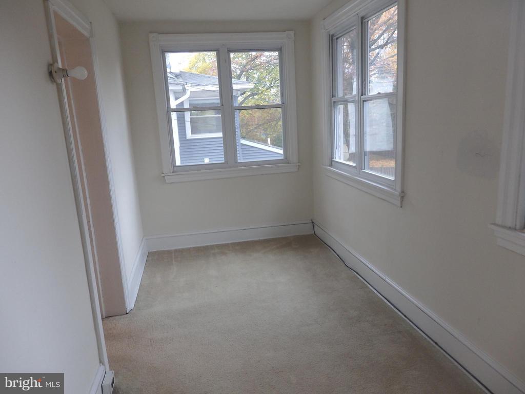 126 GRANDVIEW RD