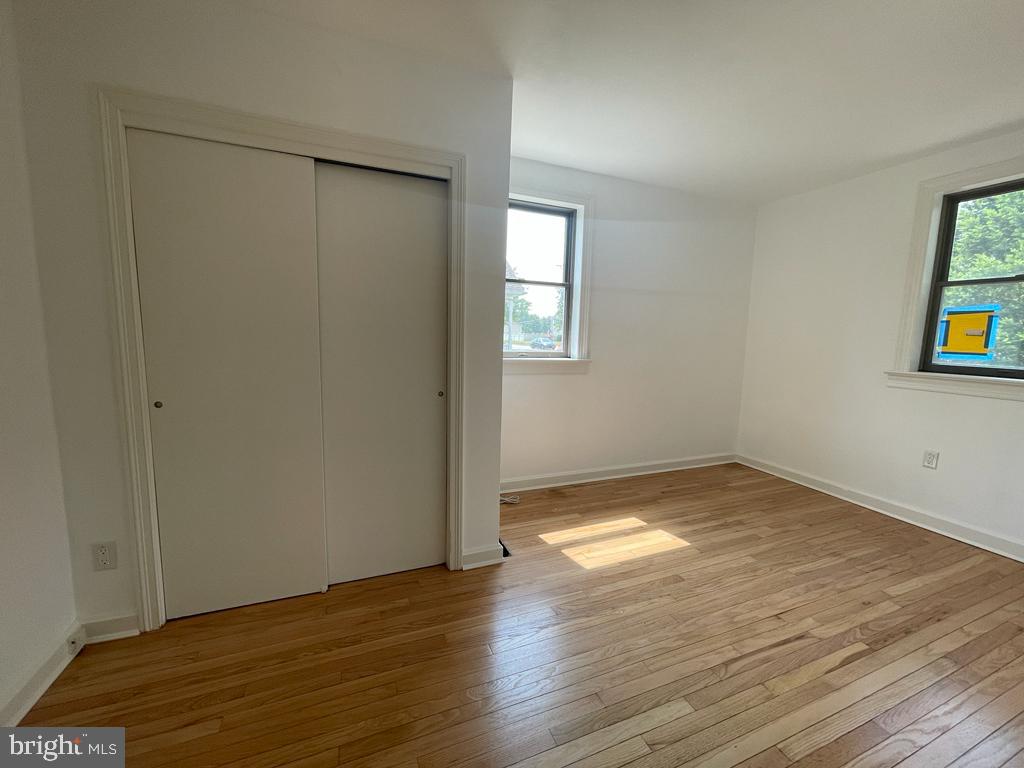 734 SUNNYSIDE AVE #1