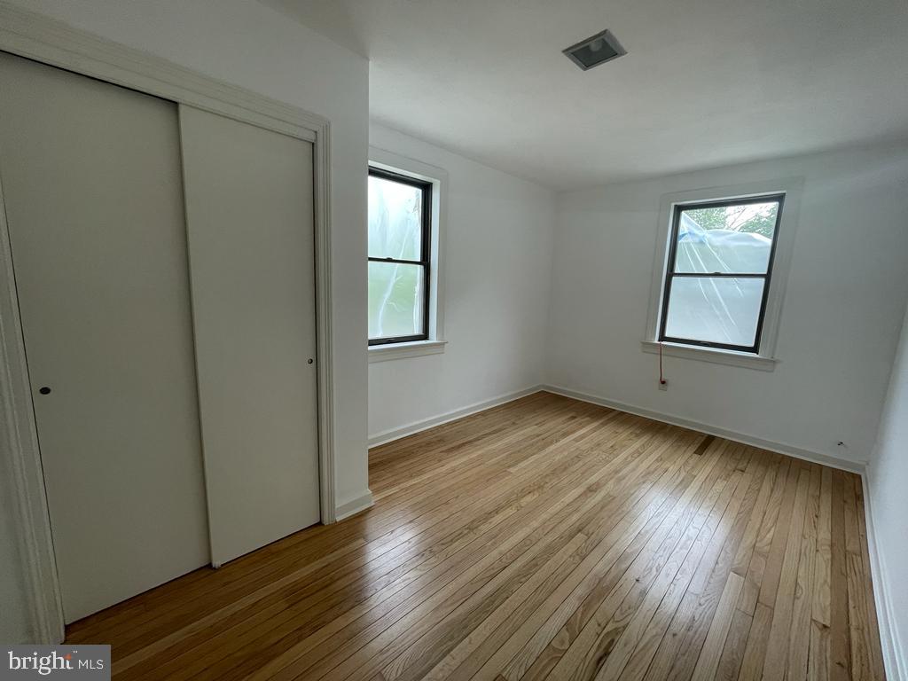 734 SUNNYSIDE AVE #1