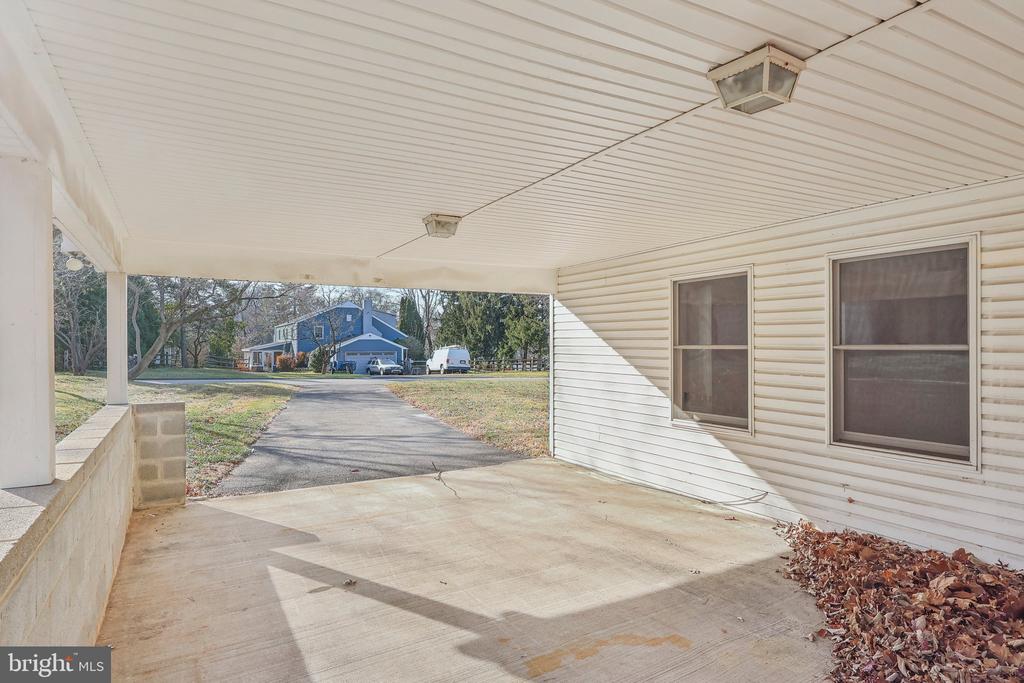 120 Station Ave