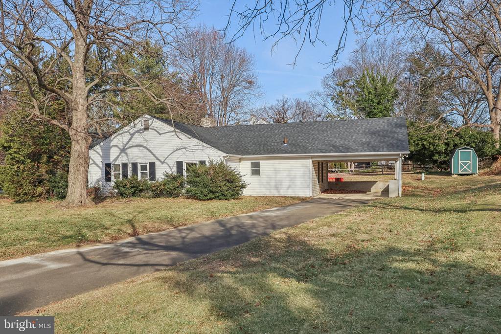 120 Station Ave