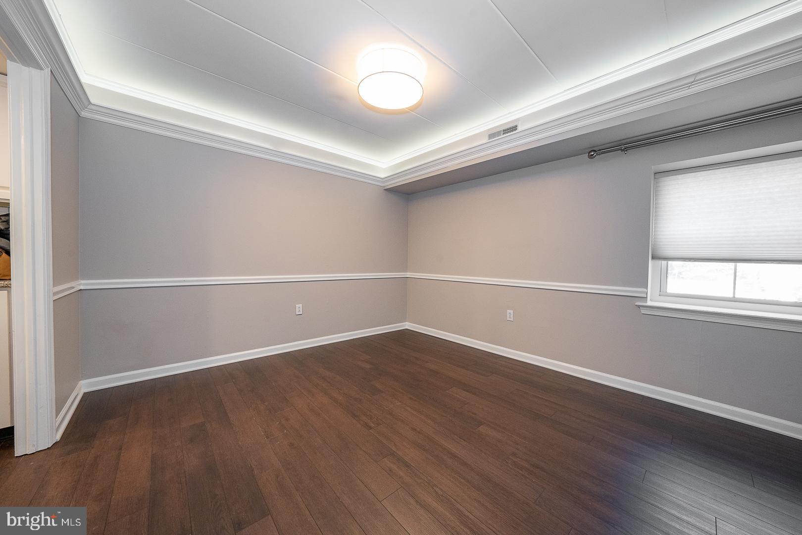 601 W Montgomery Ave #1