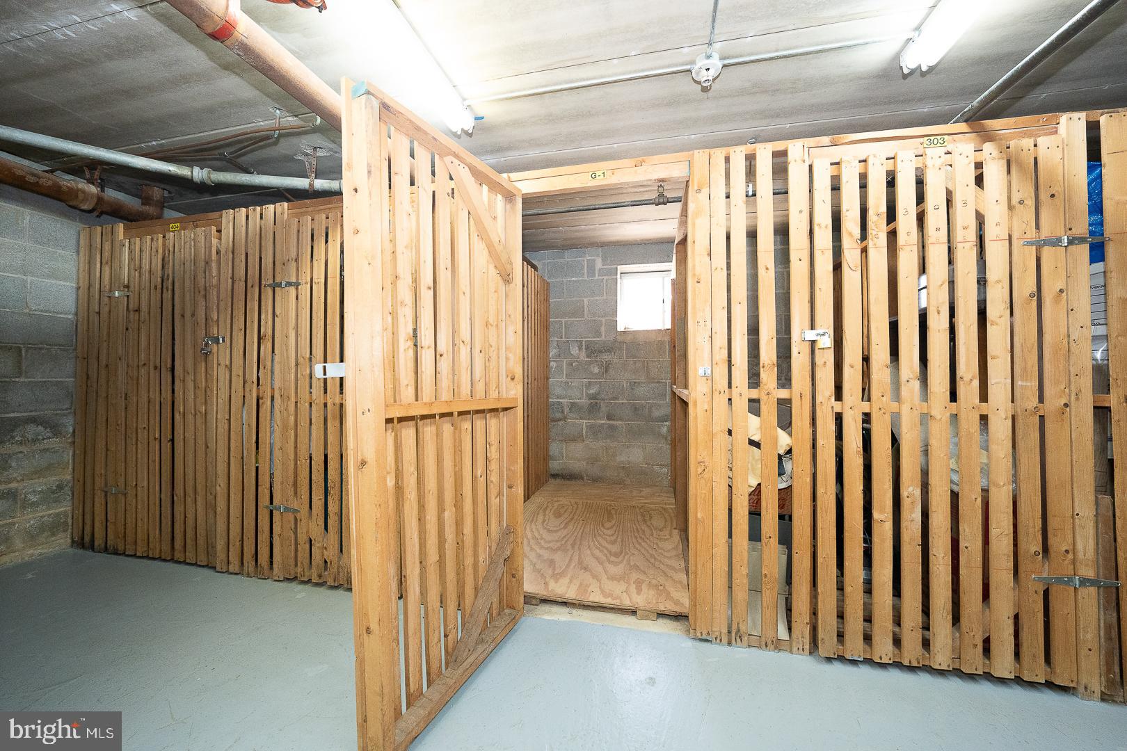 601 W Montgomery Ave #1