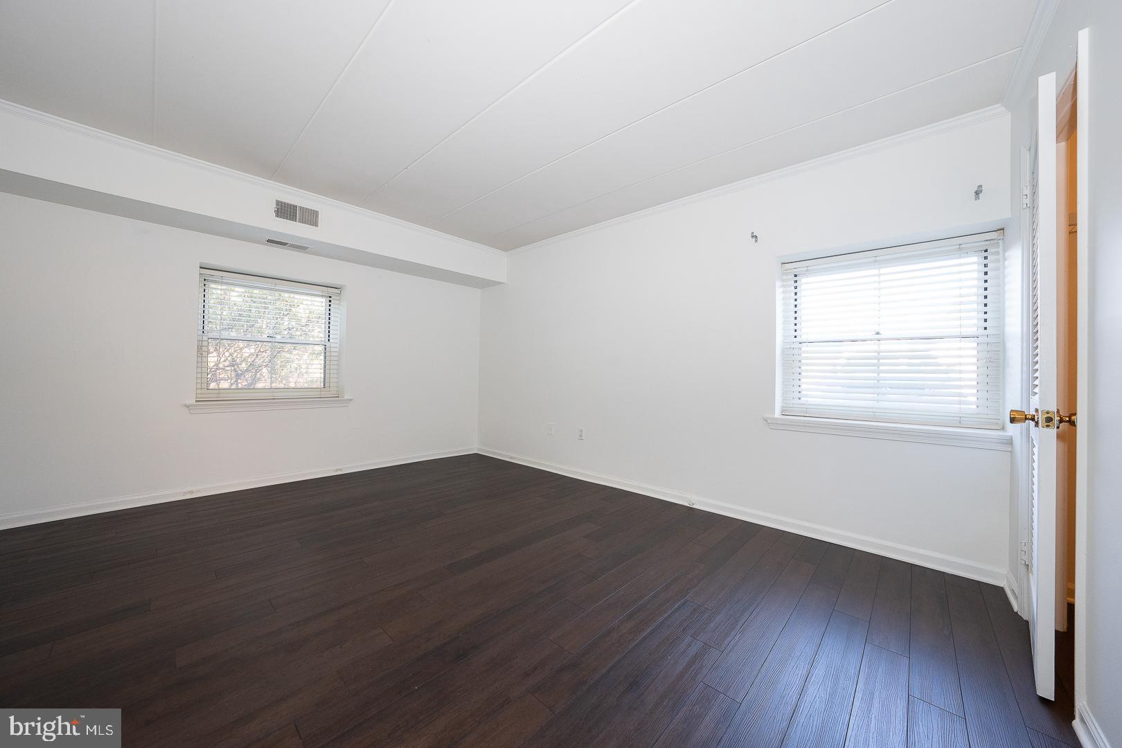 601 W Montgomery Ave #1