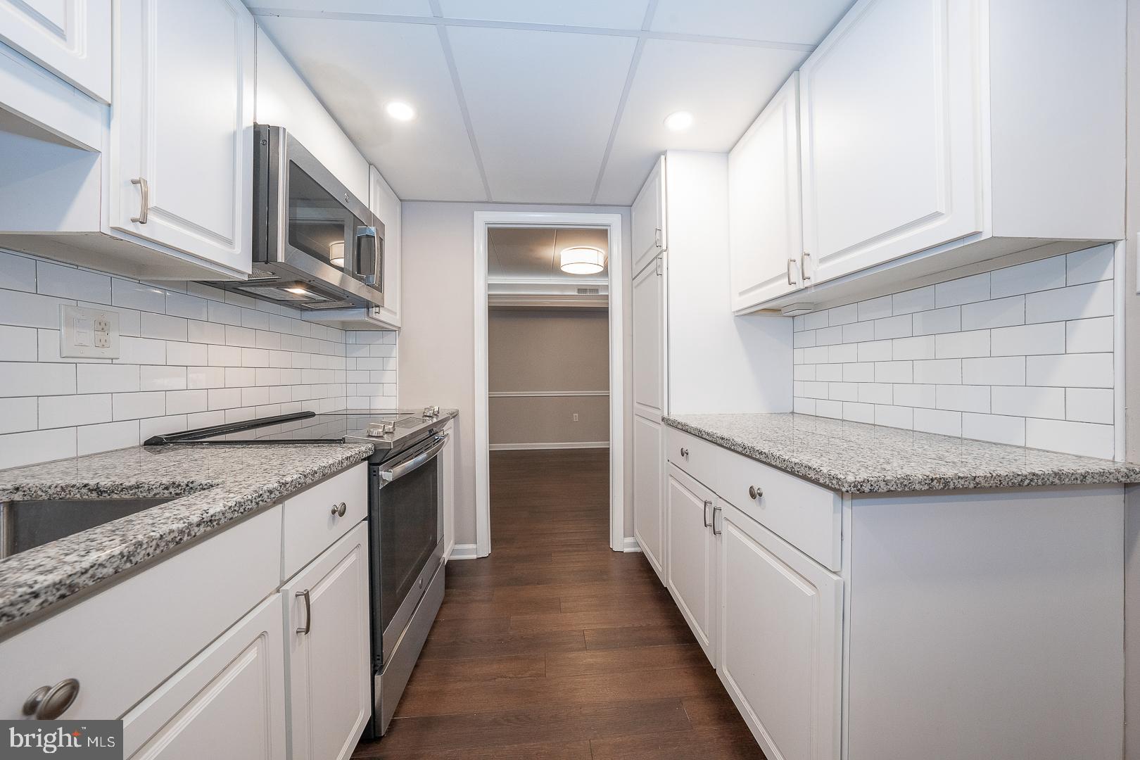 601 W Montgomery Ave #1