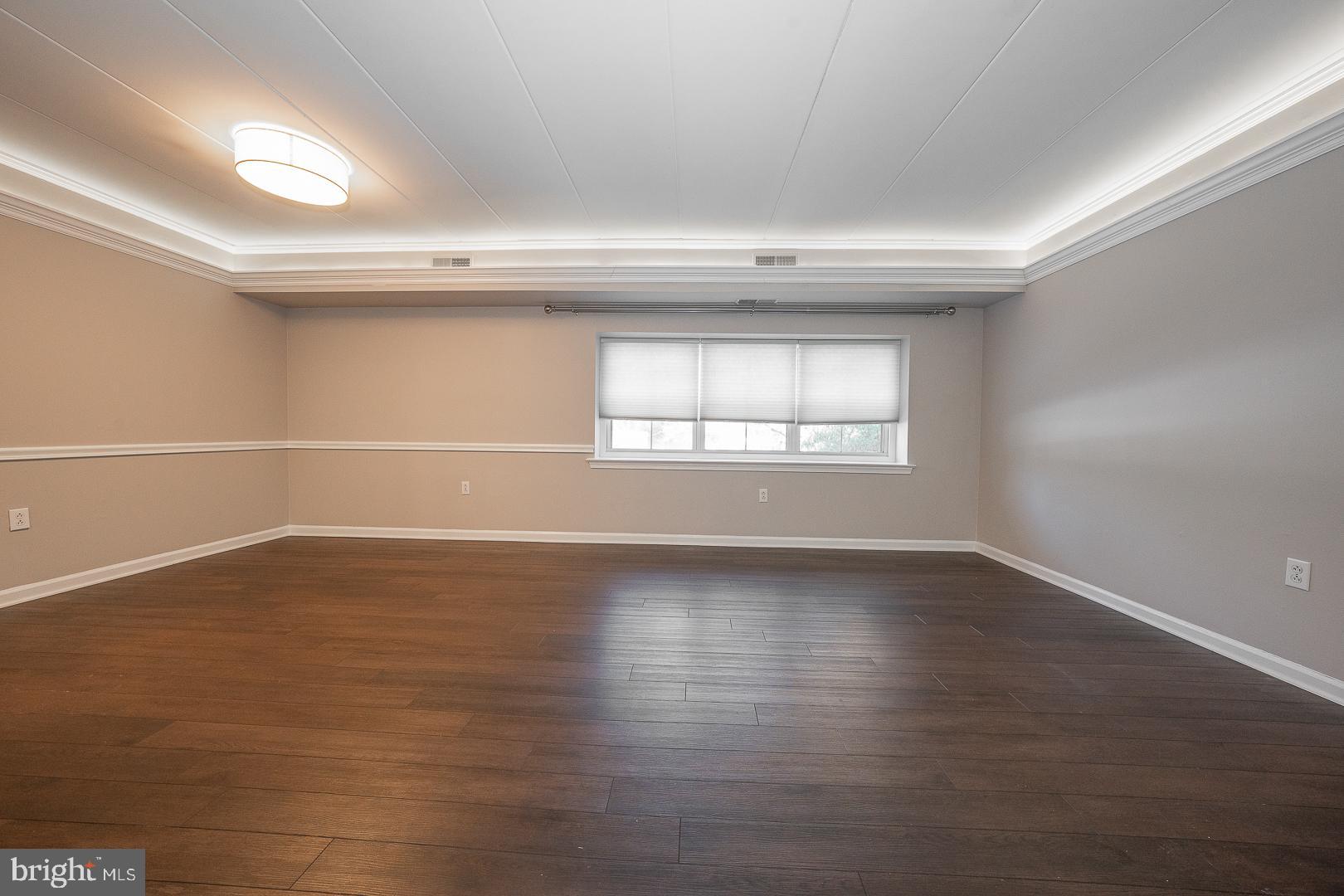 601 W Montgomery Ave #1