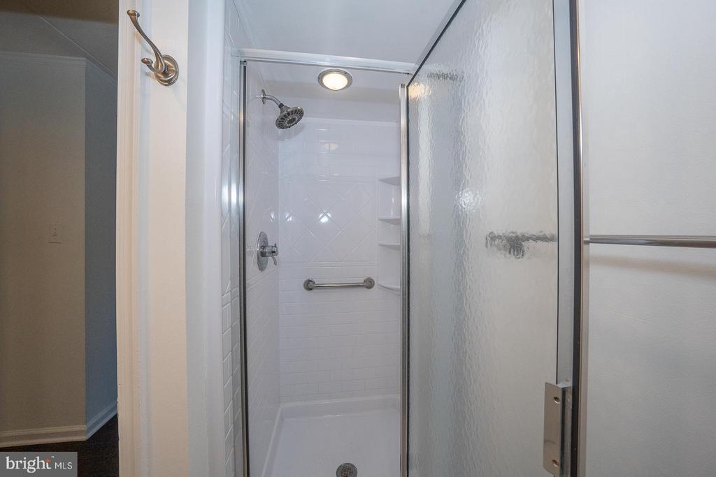 601 W Montgomery Ave #1