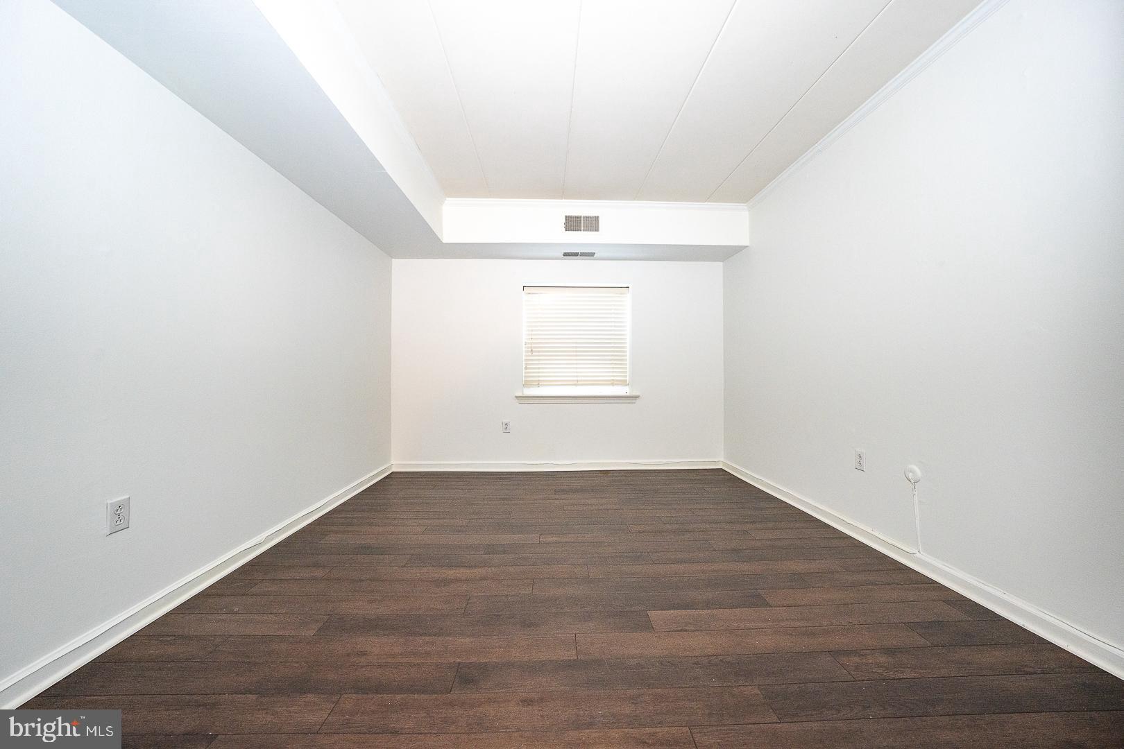 601 W Montgomery Ave #1