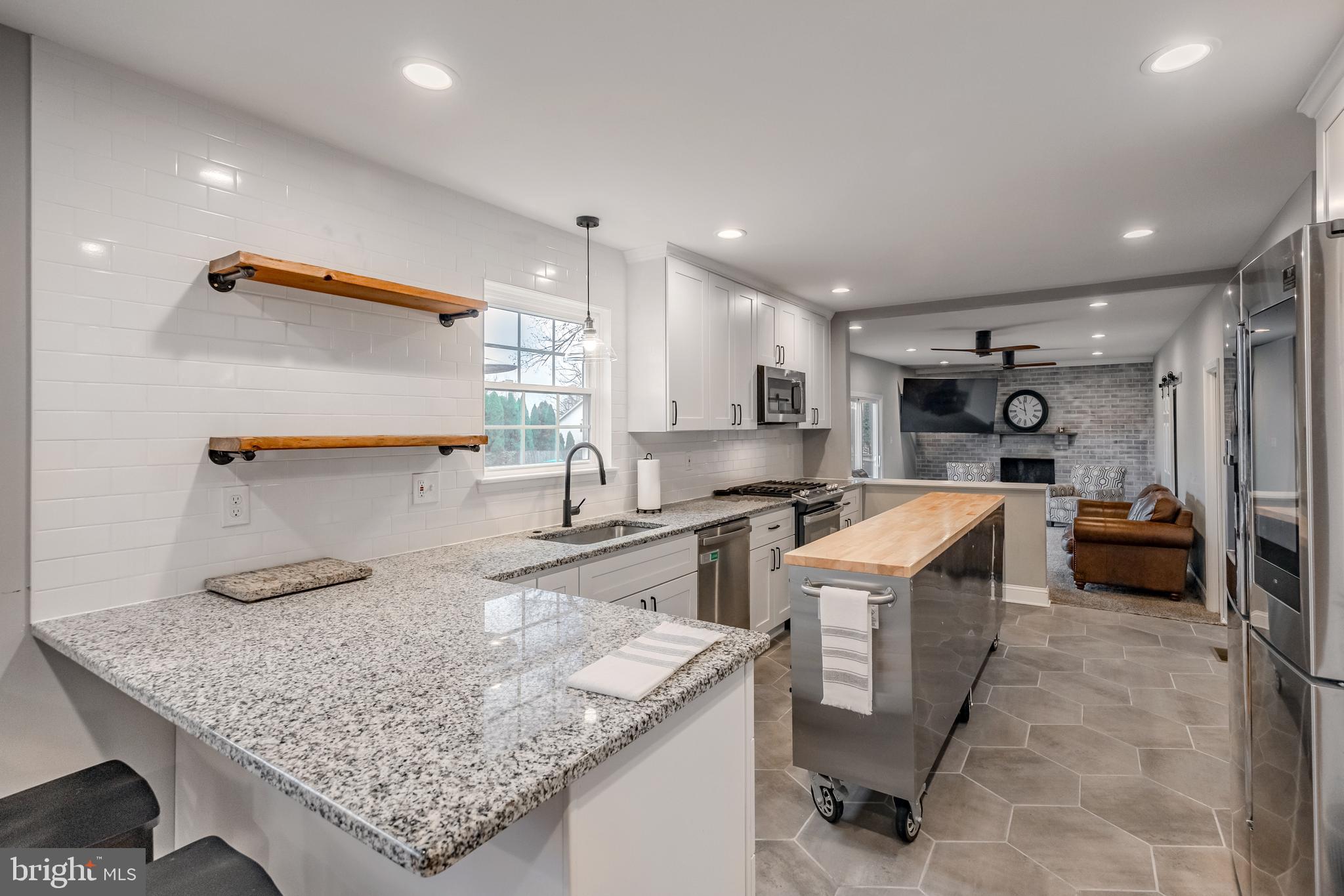 2914 Toll Gate Dr