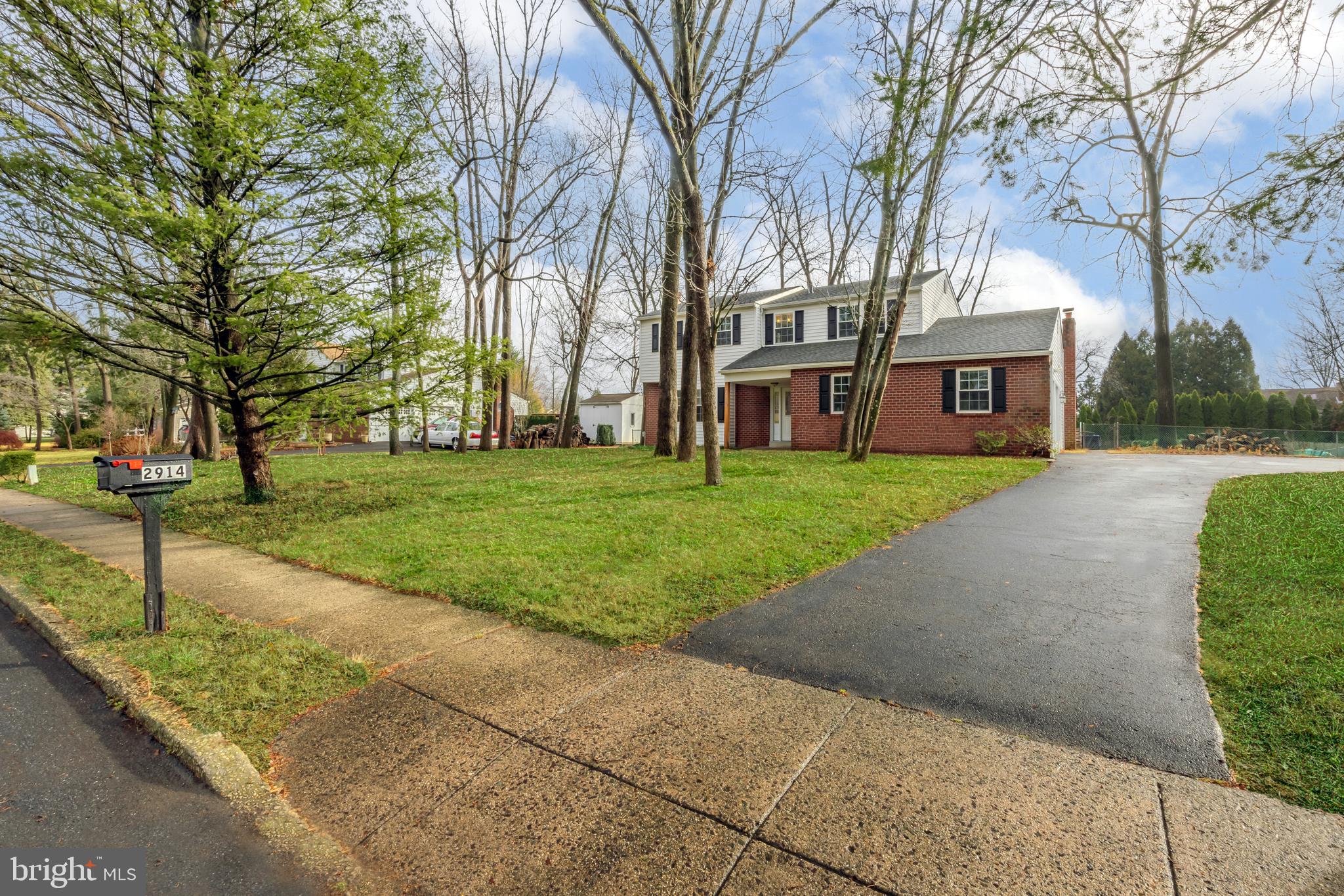 2914 Toll Gate Dr