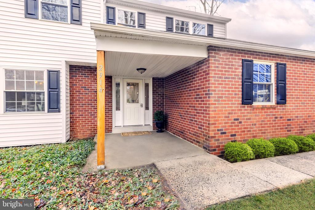 2914 Toll Gate Dr