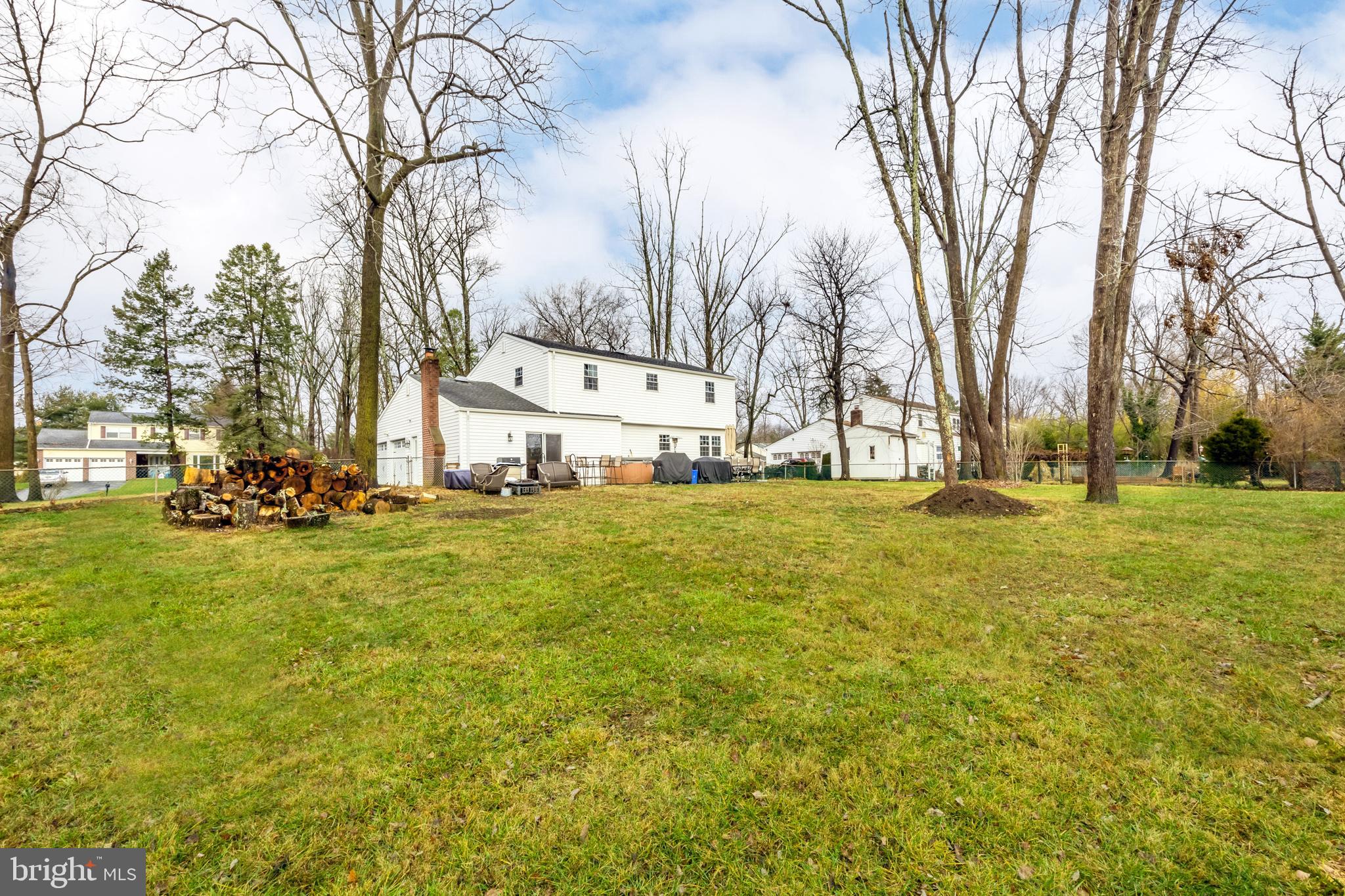2914 Toll Gate Dr