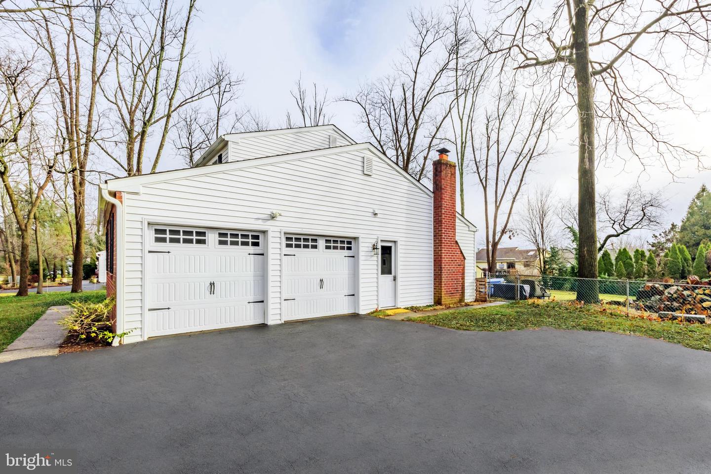 2914 Toll Gate Dr