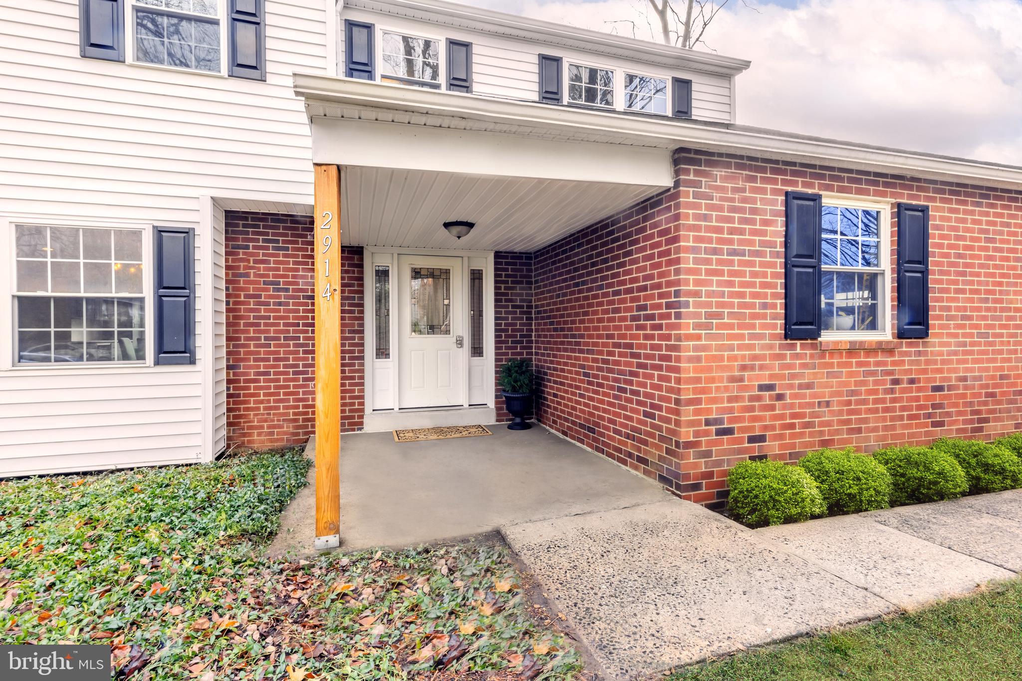 2914 Toll Gate Dr