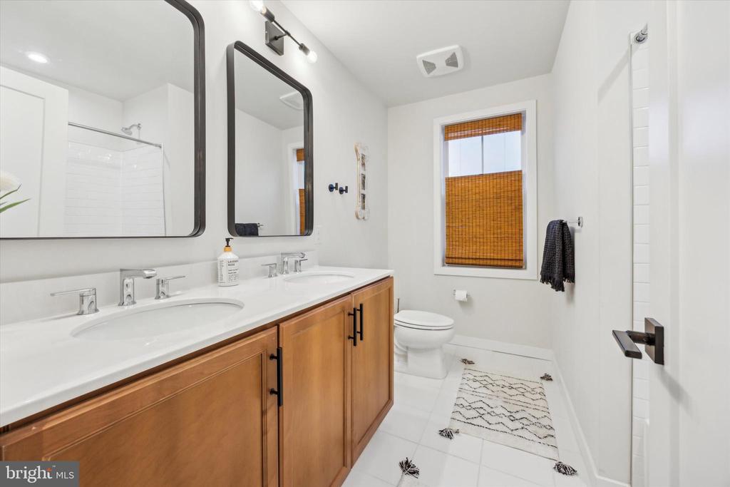 17 Tamarack Cir