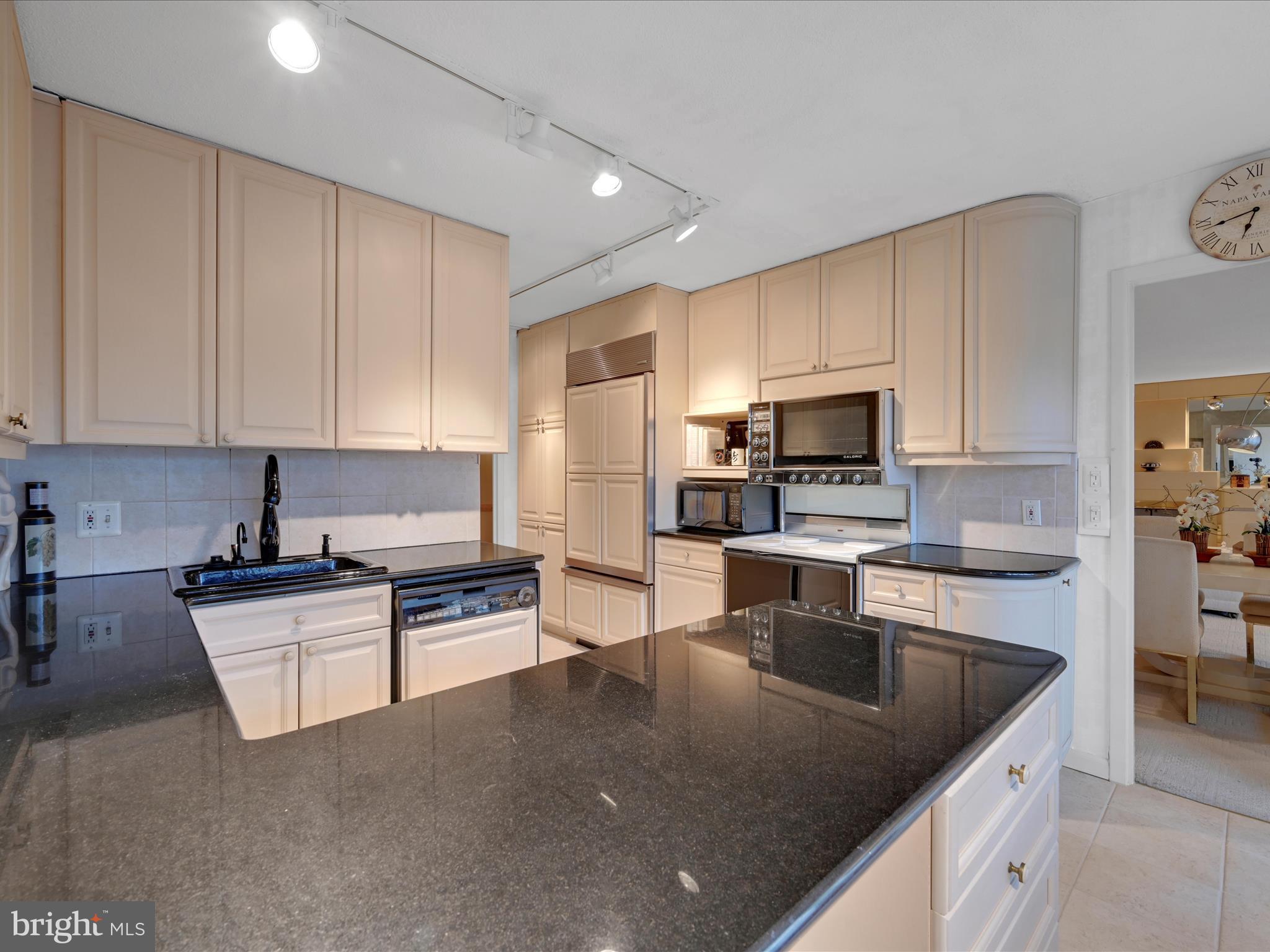 1001 City Ave #E-622