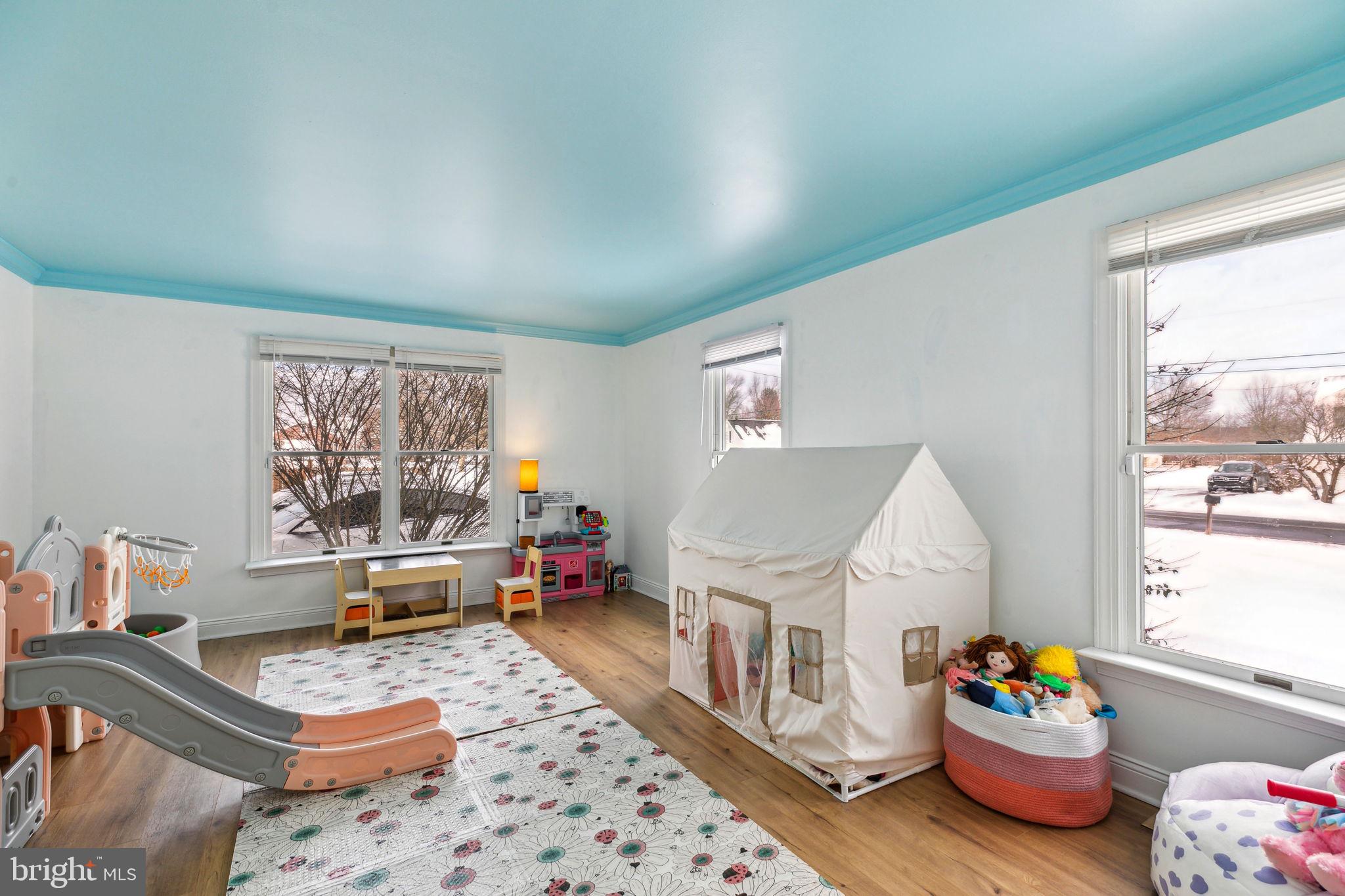 1304 Clymer Rd