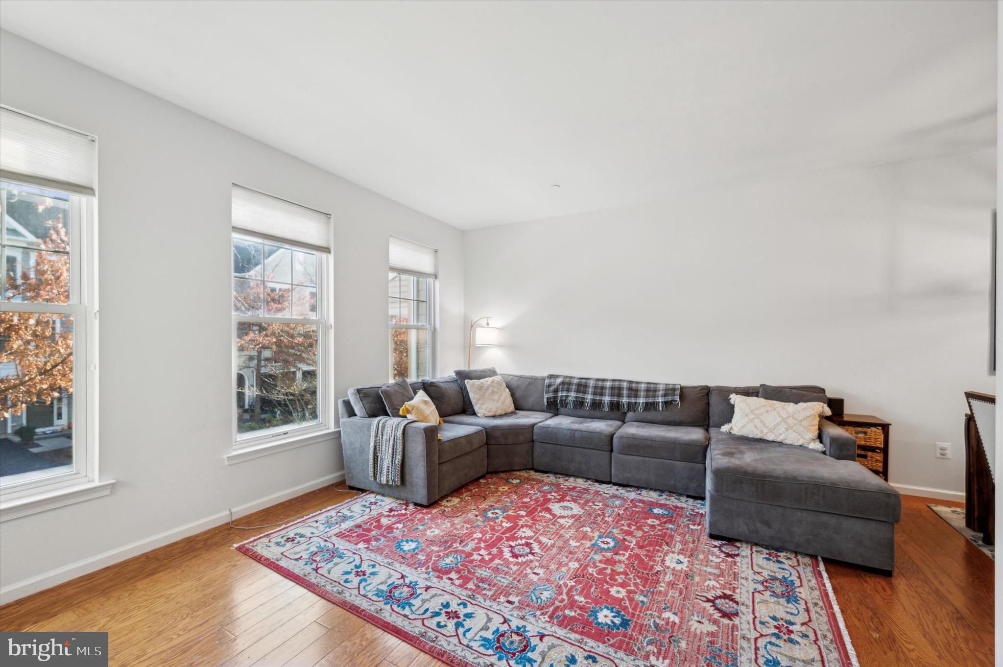 212 COBBLESTONE DR