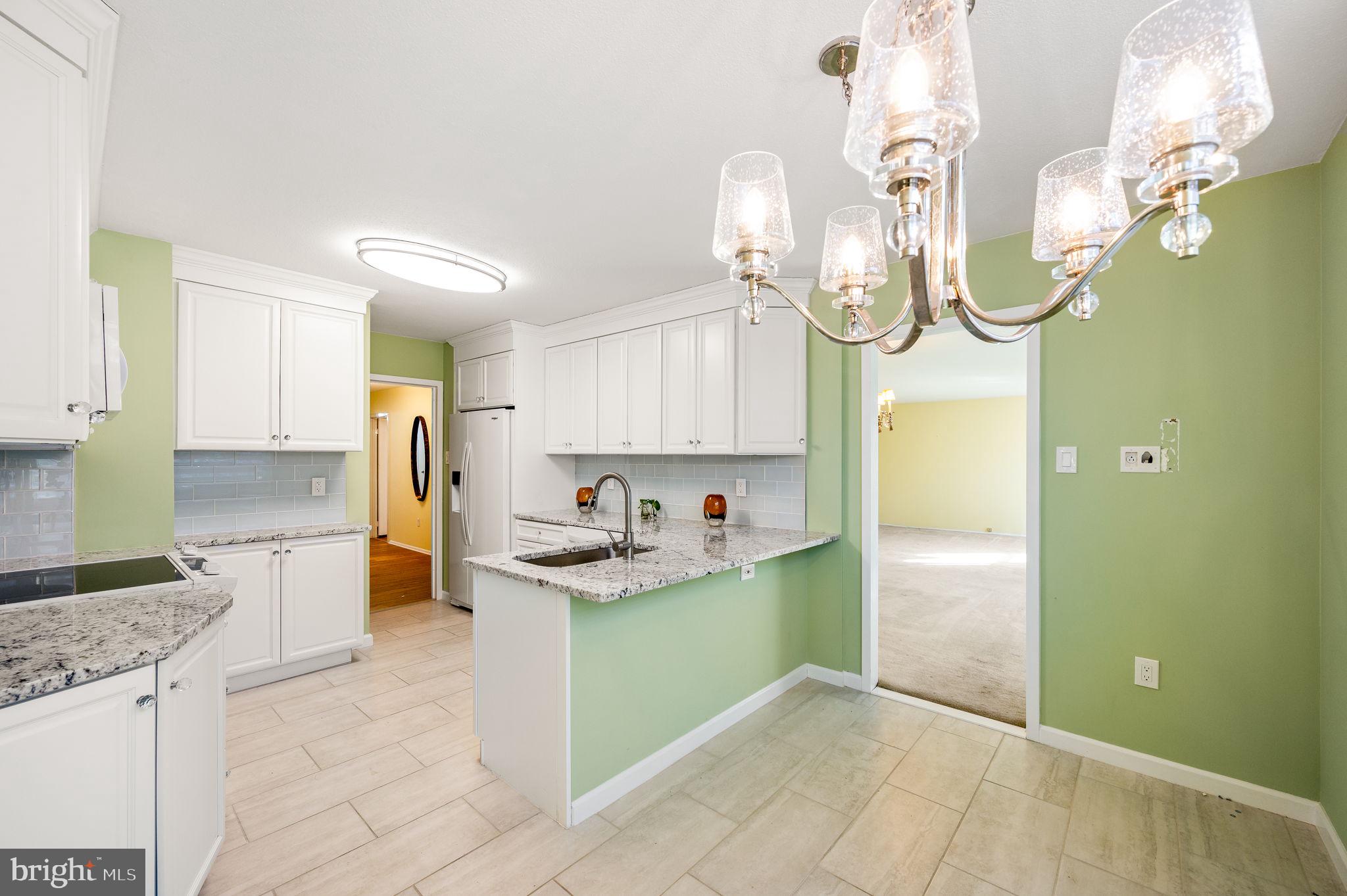 7301 Coventry Ave #204