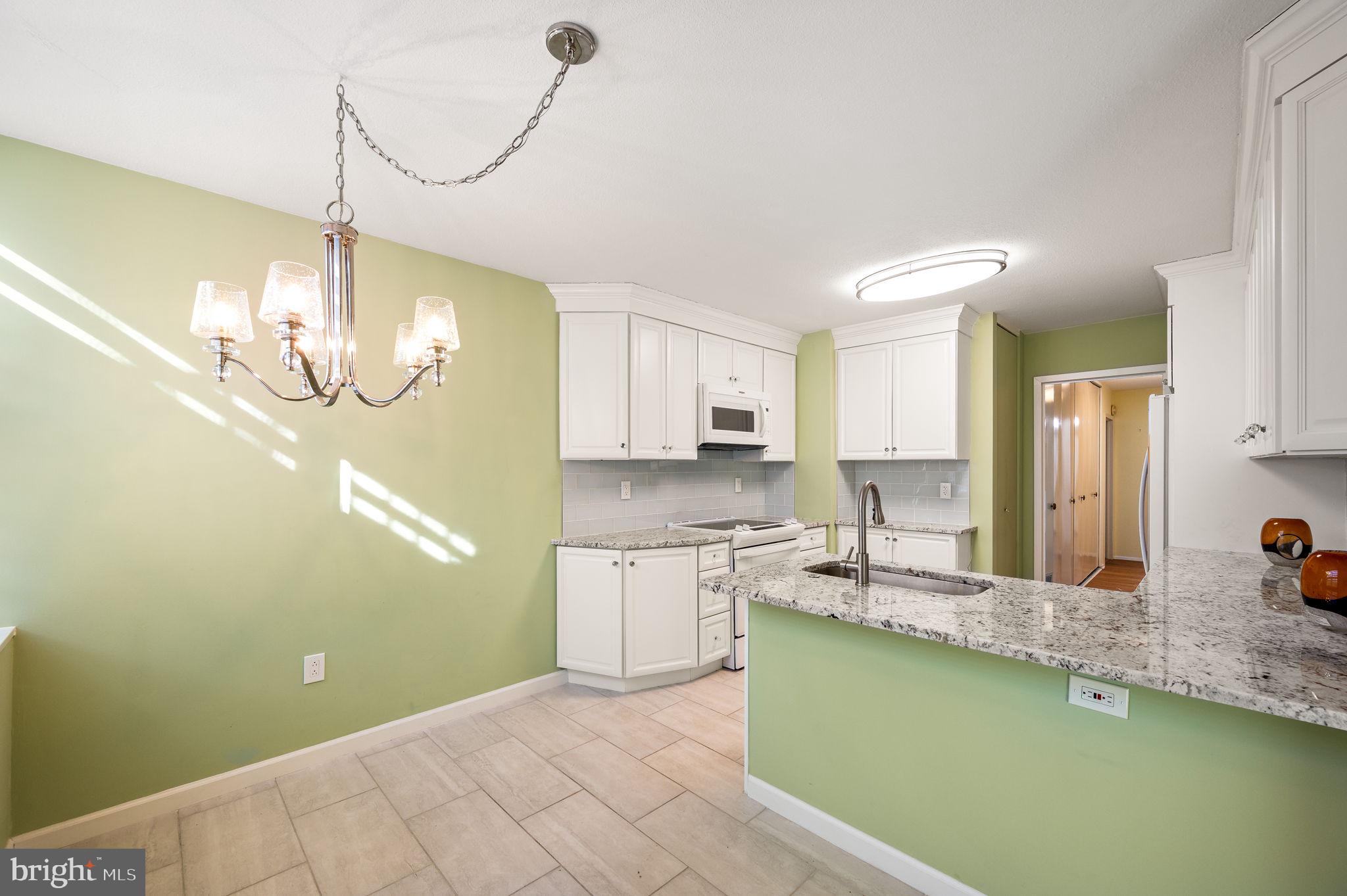 7301 Coventry Ave #204
