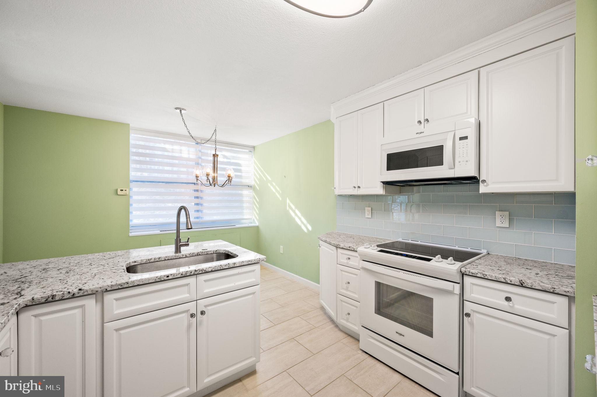 7301 Coventry Ave #204