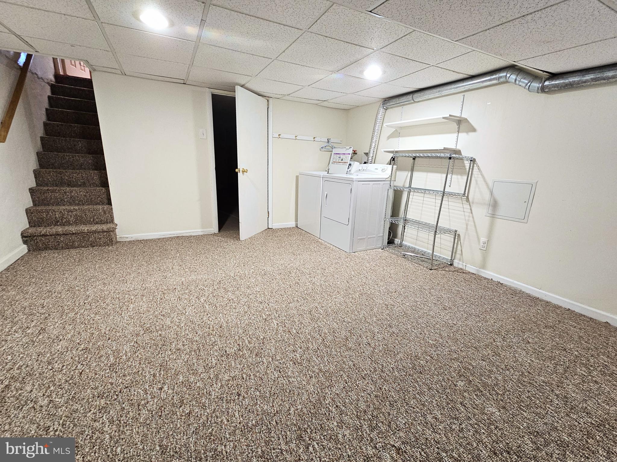 1053 MARKEE TER