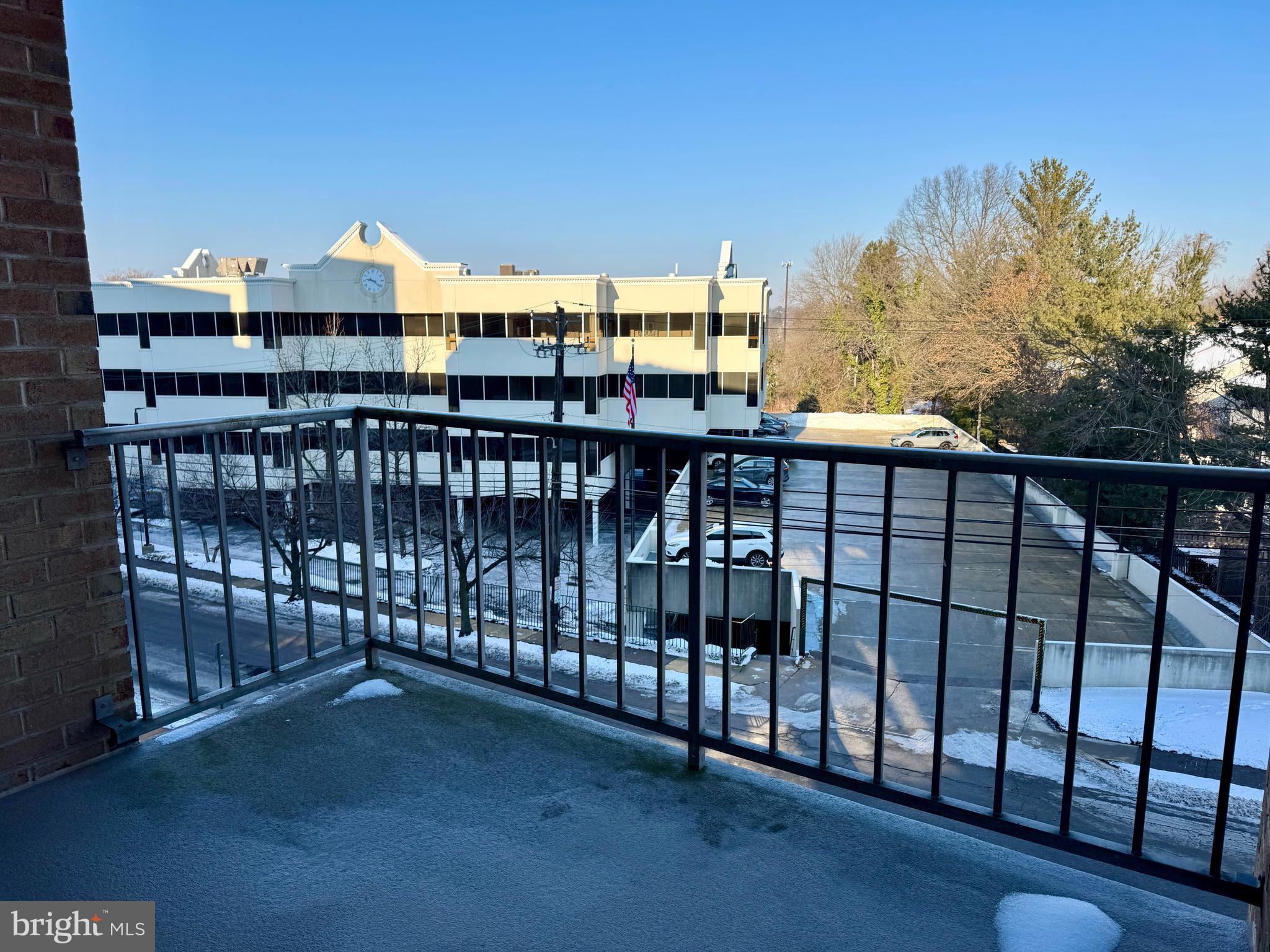 100 WEST AVE #414W