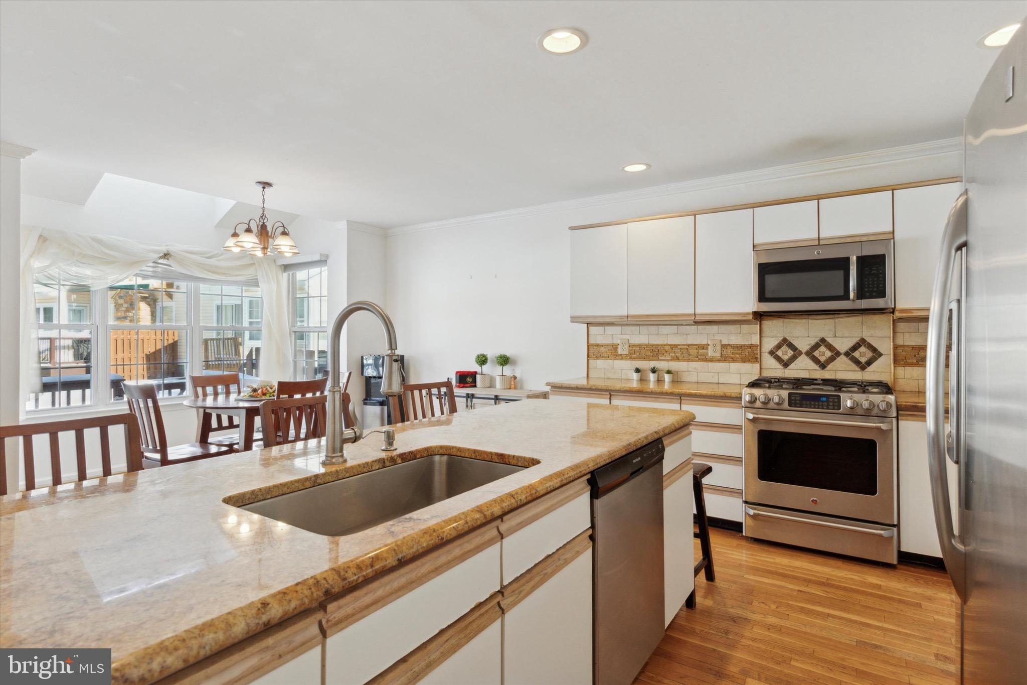 129 MEDINAH DR