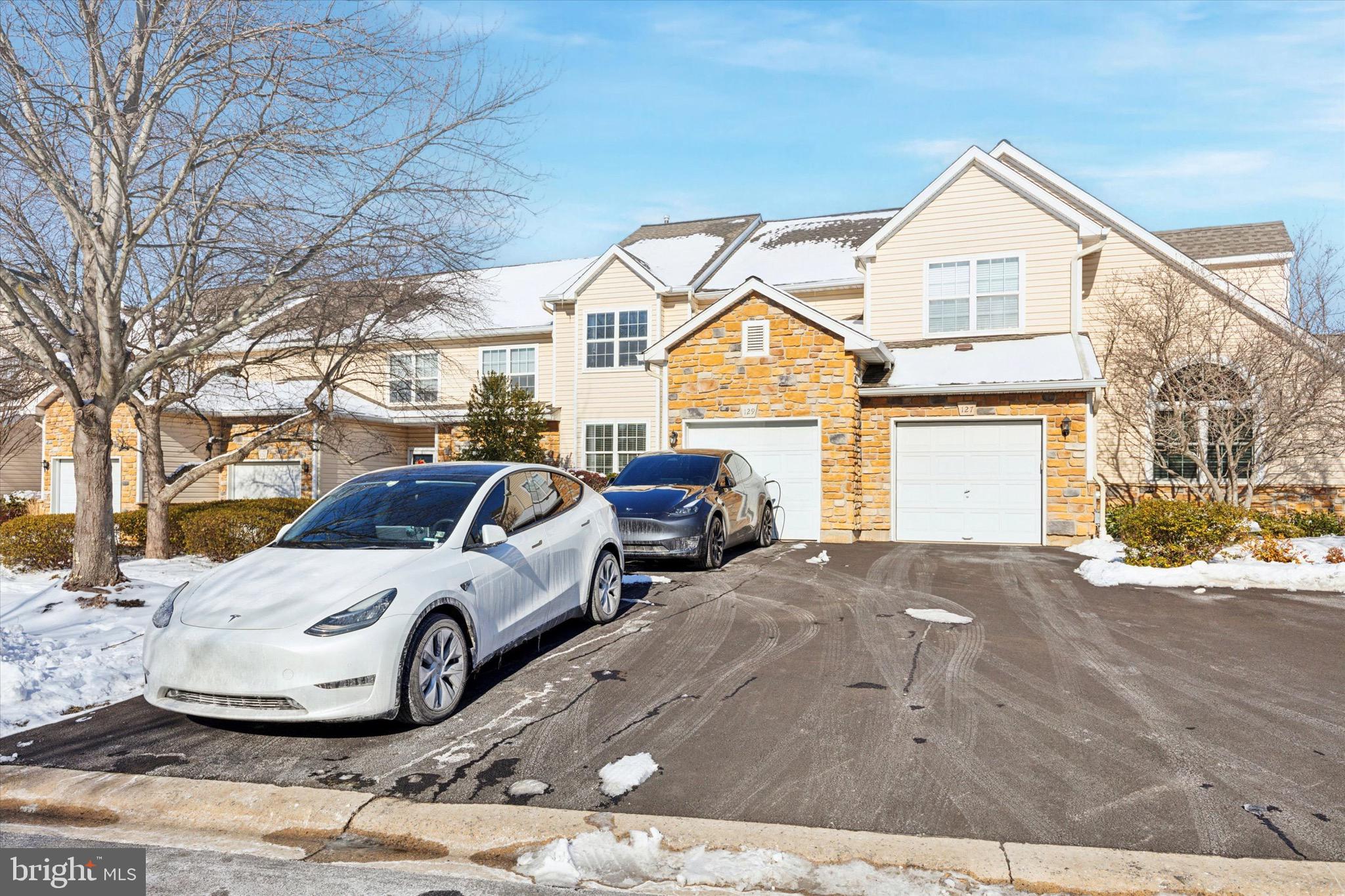 129 MEDINAH DR