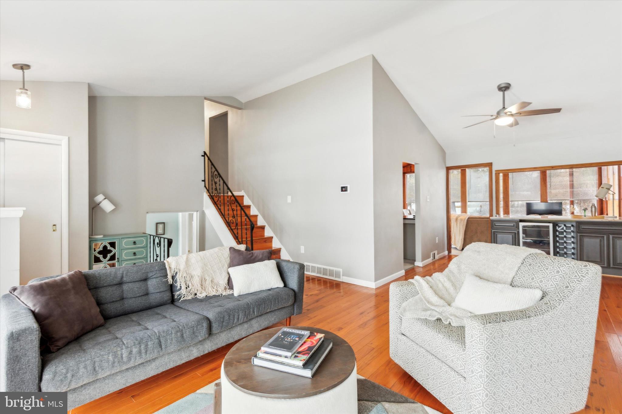 716 Oak Terrace Dr