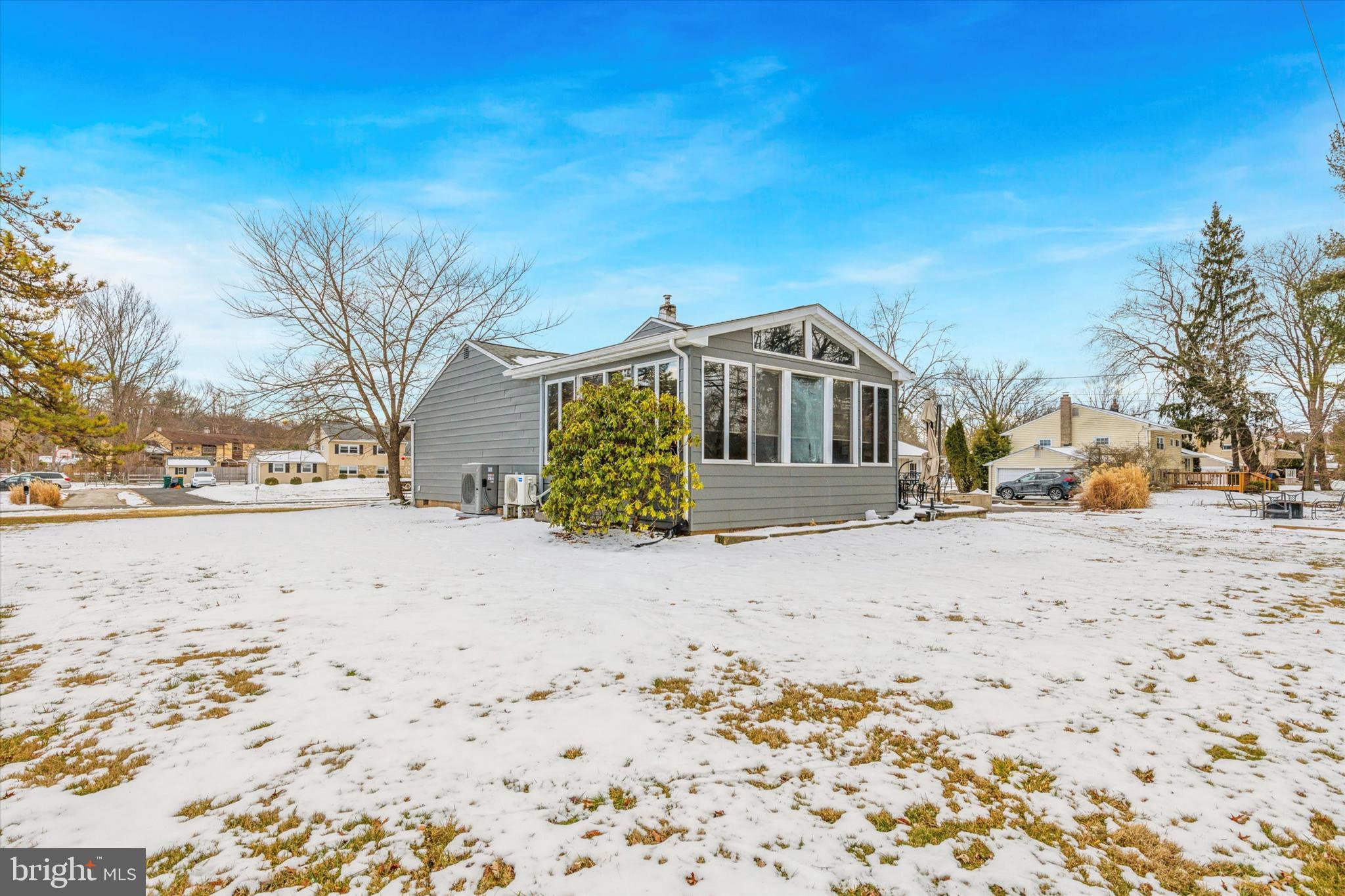 716 Oak Terrace Dr