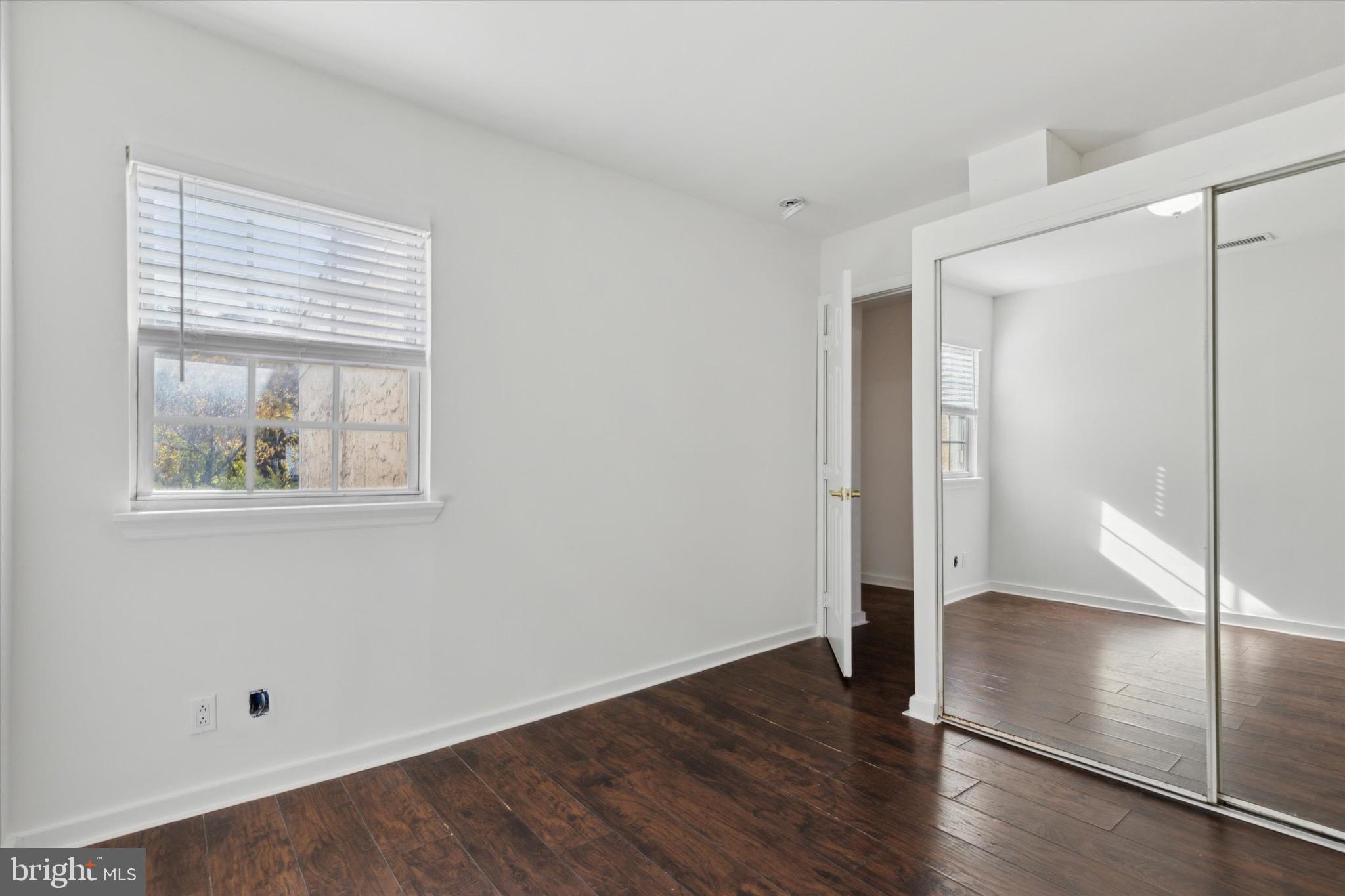 123 Ford St