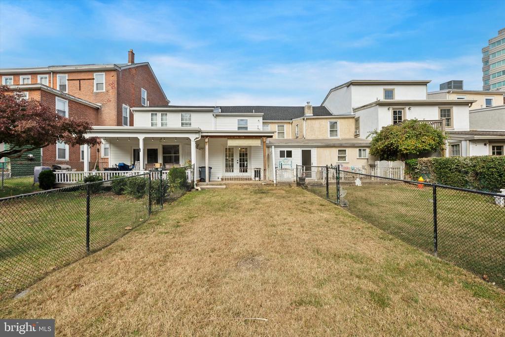 123 Ford St