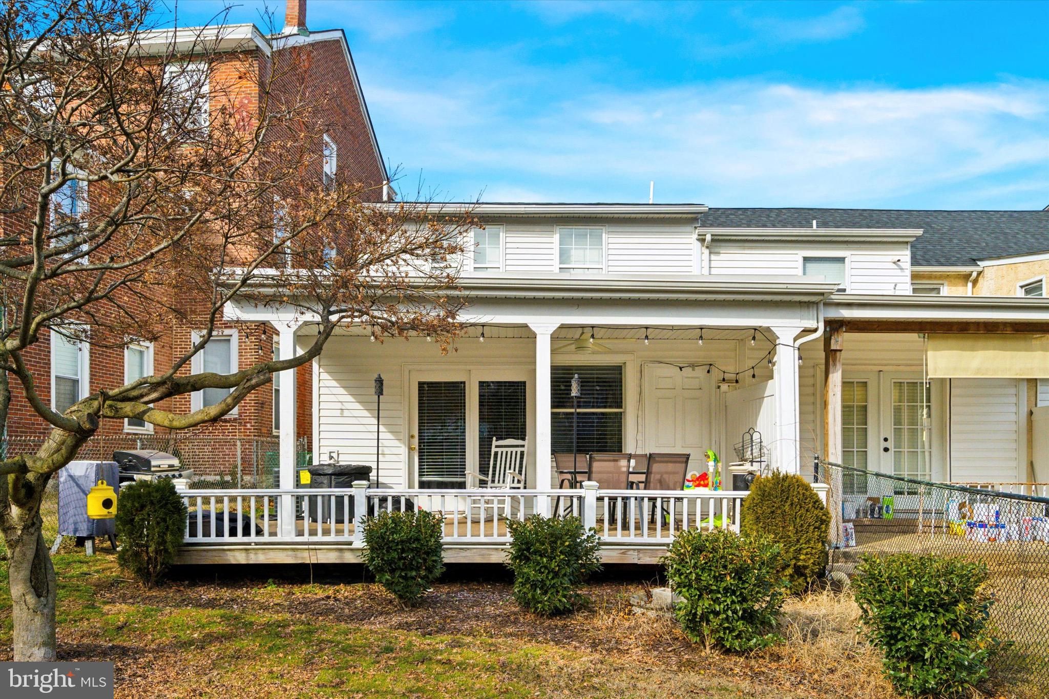 123 Ford St