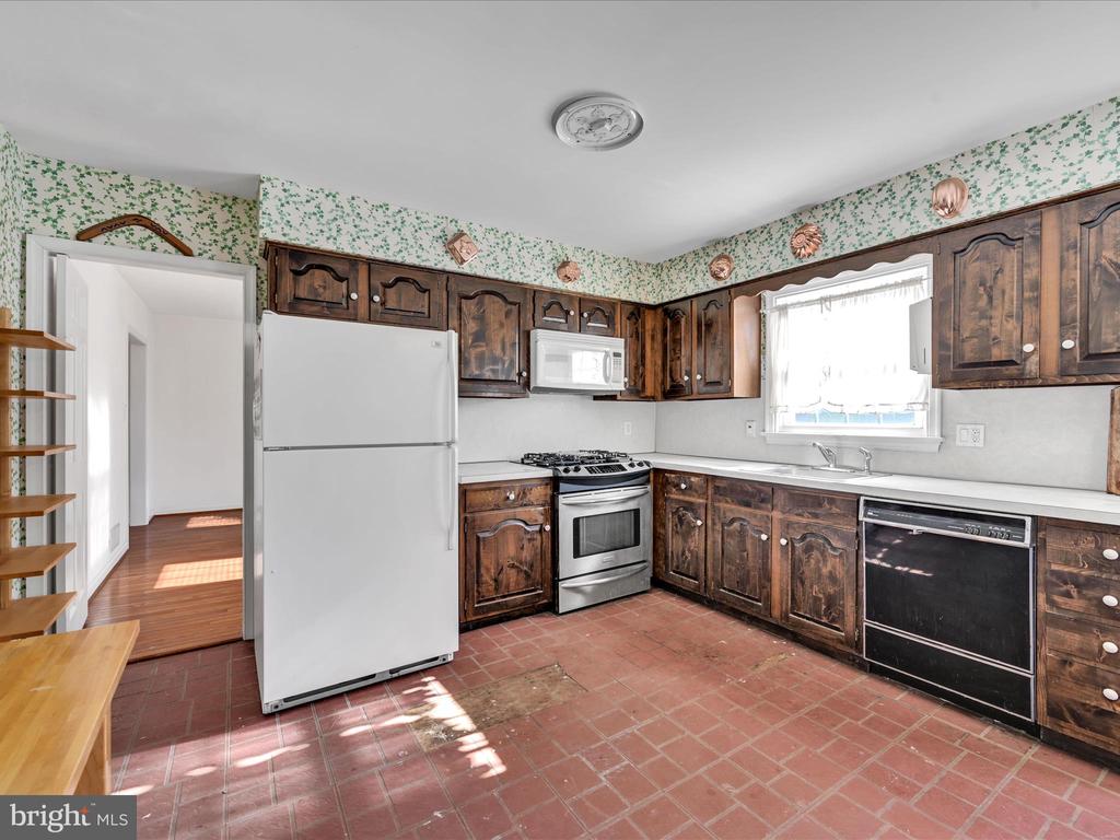 104 Shirley Rd