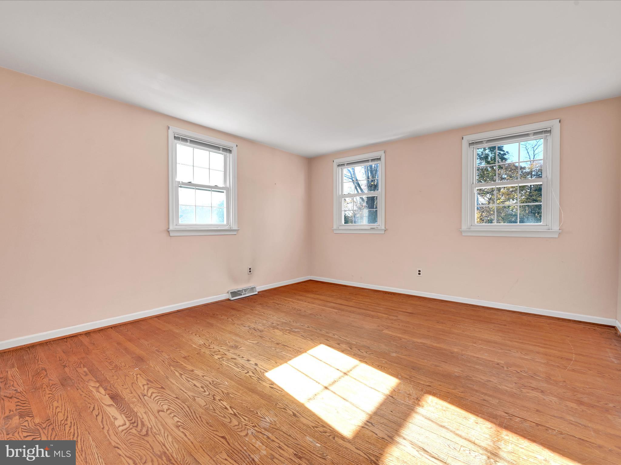 104 Shirley Rd