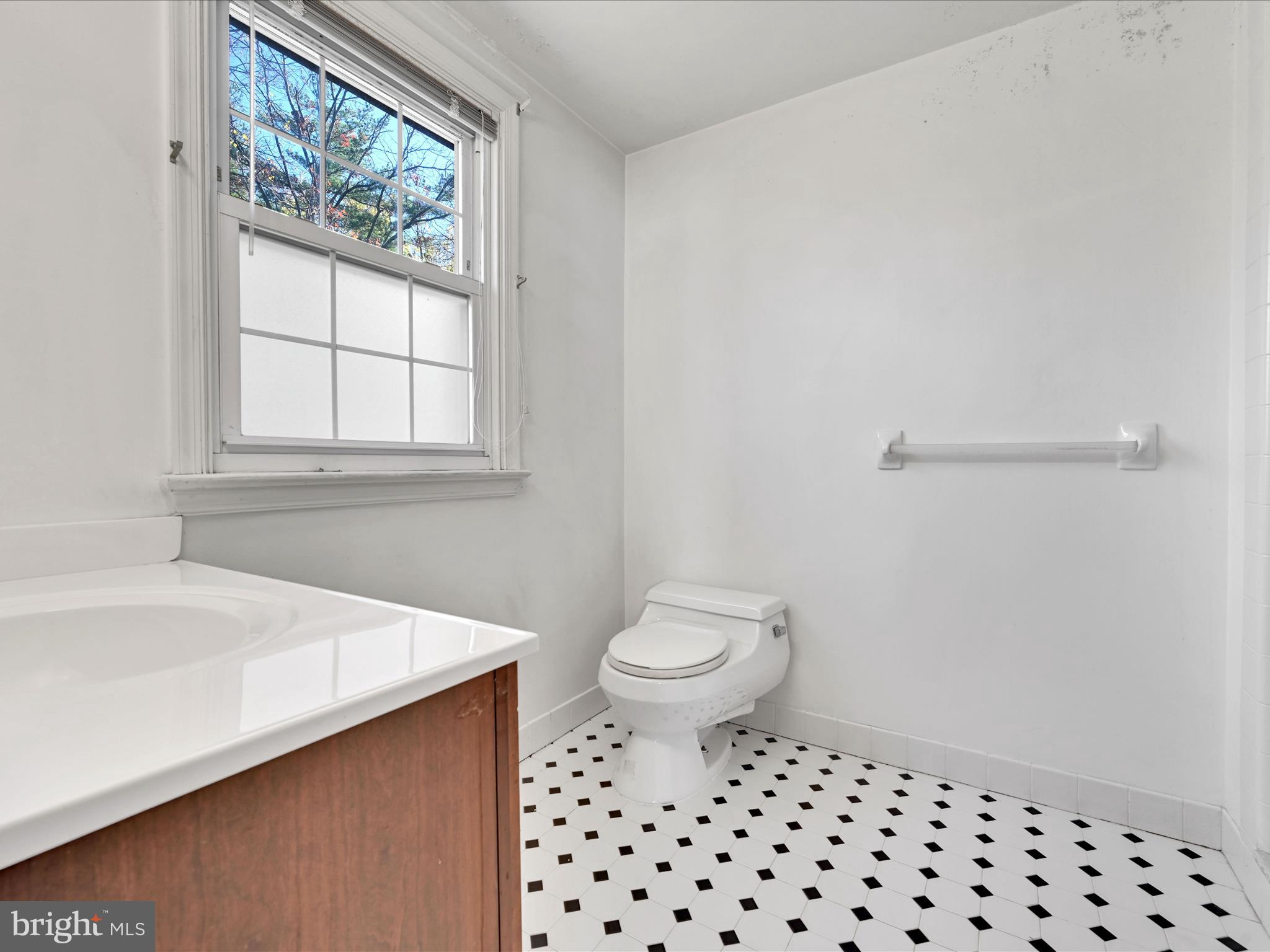 104 Shirley Rd