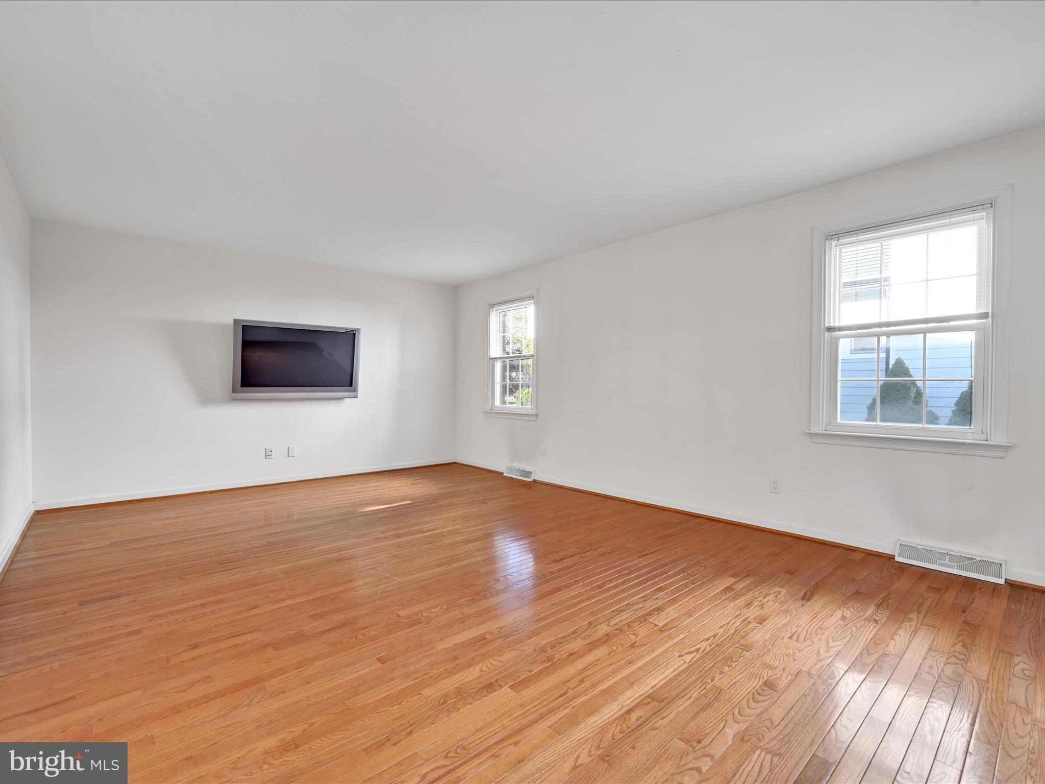 104 Shirley Rd