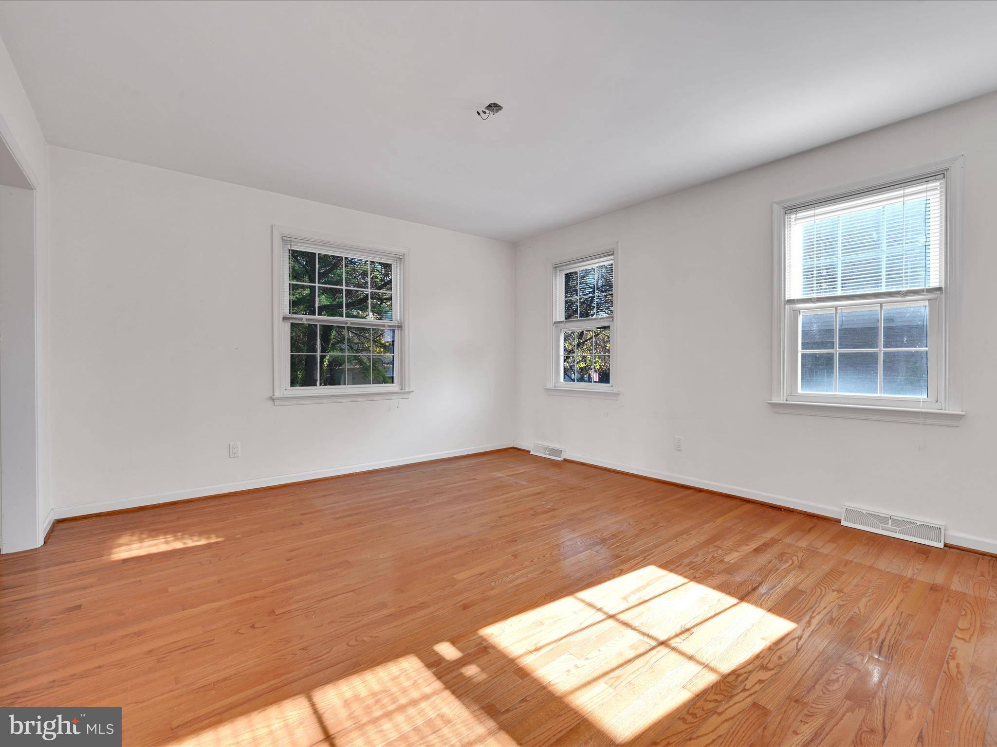 104 Shirley Rd