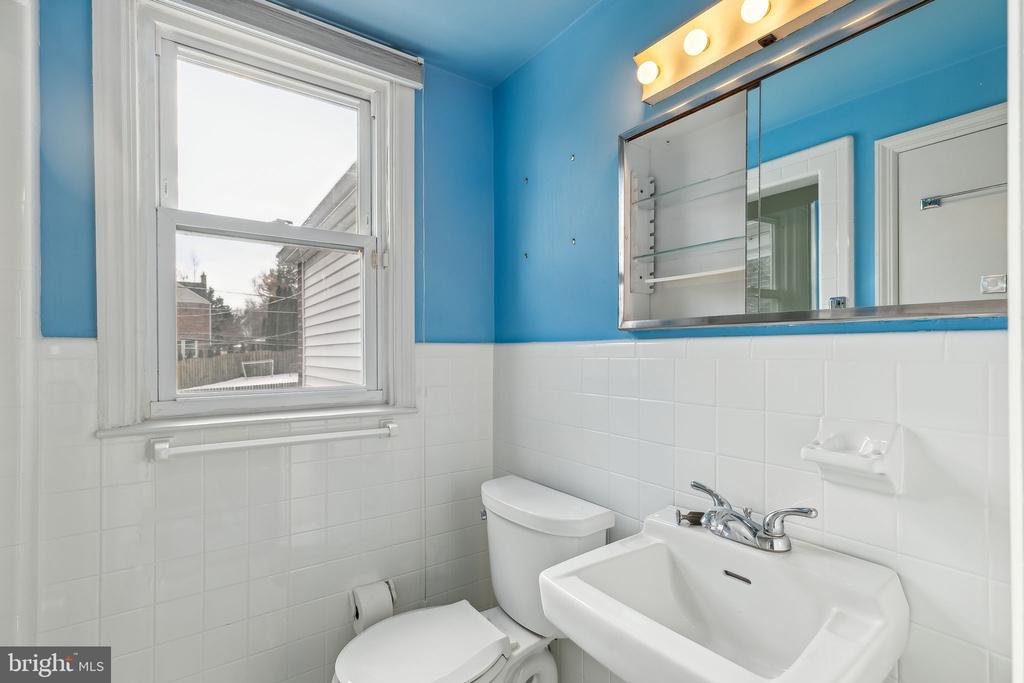 57 Levering Cir