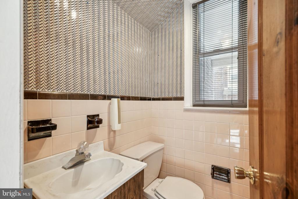57 Levering Cir