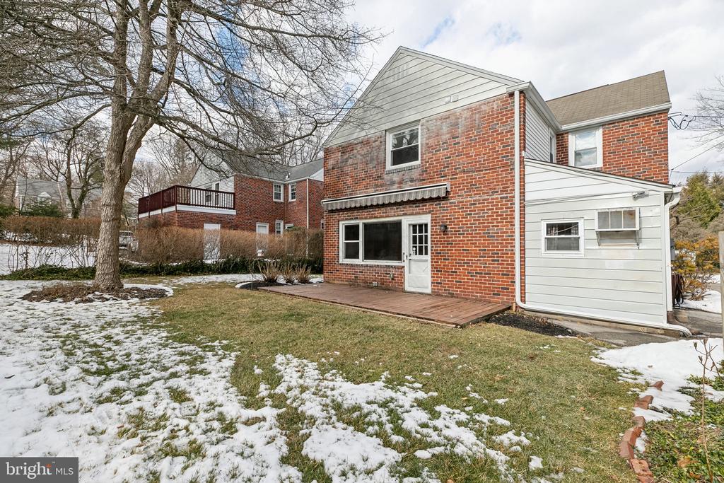 57 Levering Cir