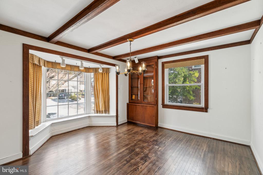 57 Levering Cir
