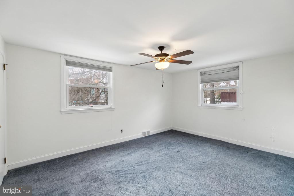 57 Levering Cir